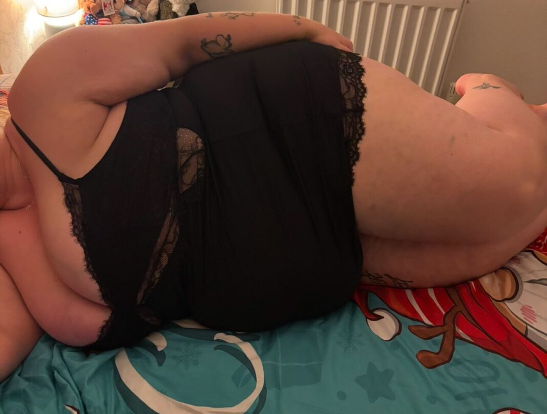 My sexy BBW wife in her Valentine’s Day outfit