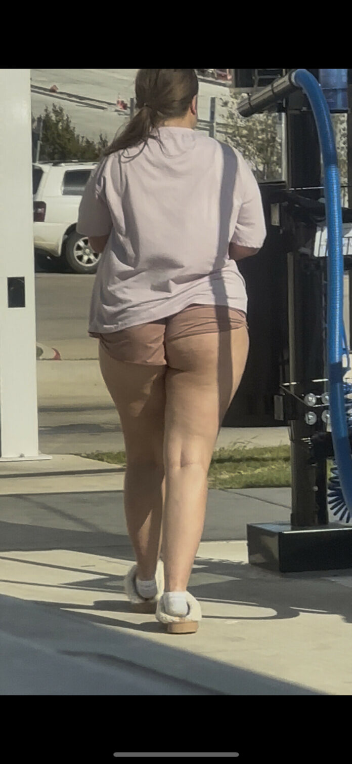 phat ass sluts - candid